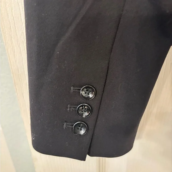 White House Black Market women’s blazer - great condition - Picture 9 of 11